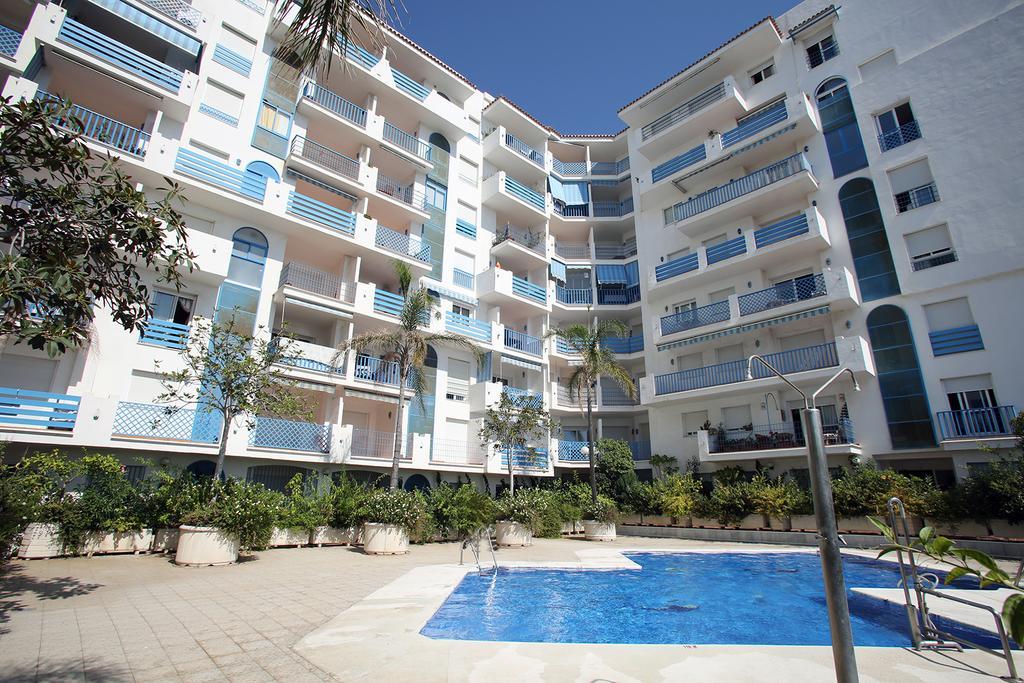 Ferienwohnung Apartamento El Faro Leisure Port Estepona Exterior foto